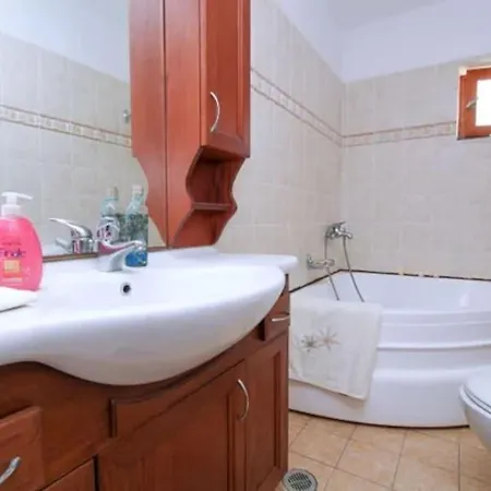 Anastasia Villa *